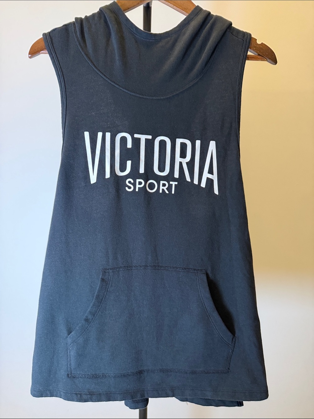 Victoria's Secret Sport VSX Black Hooded Workout Sleeveless Sweatshirt | Size M